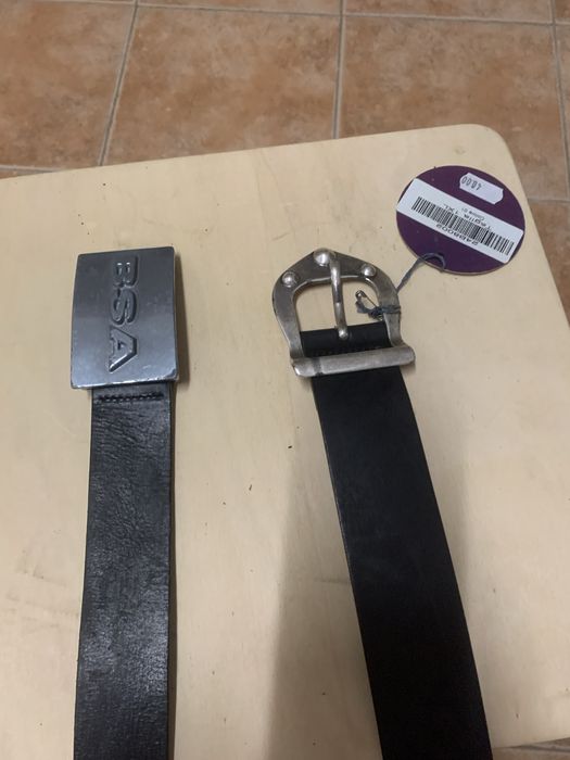 Cintos novos com etiqueta