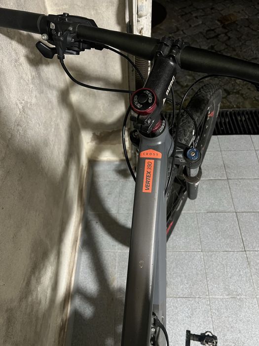 Bicicleta Berg Vertex 390