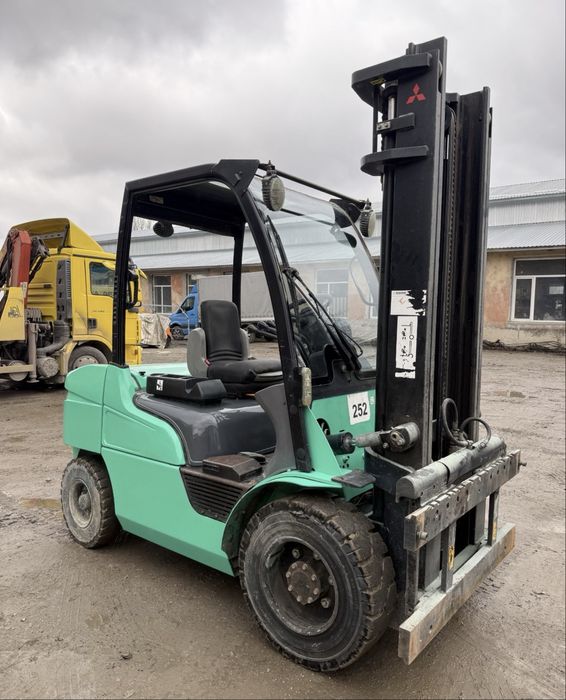 Навантажувач, погрузчик, кара Mitsubishi FD30 (не Toyota, Still)