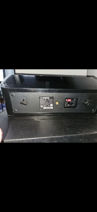 Kit 5.1 Yamaha NS-P41 para home cinema