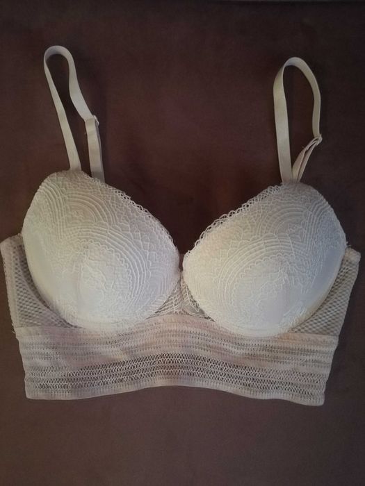 Biustonosz 70 B Reserved  jasny różowy