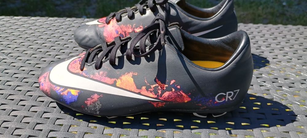 Buty piłkarskie korki Nike Mercurial 35,5