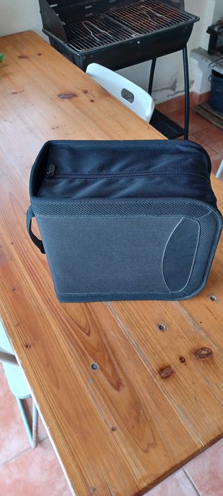 Pasta/Arquivador de cd's para 200 unid.