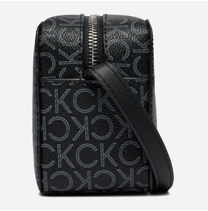 Монограмна сумка Calvin Klein