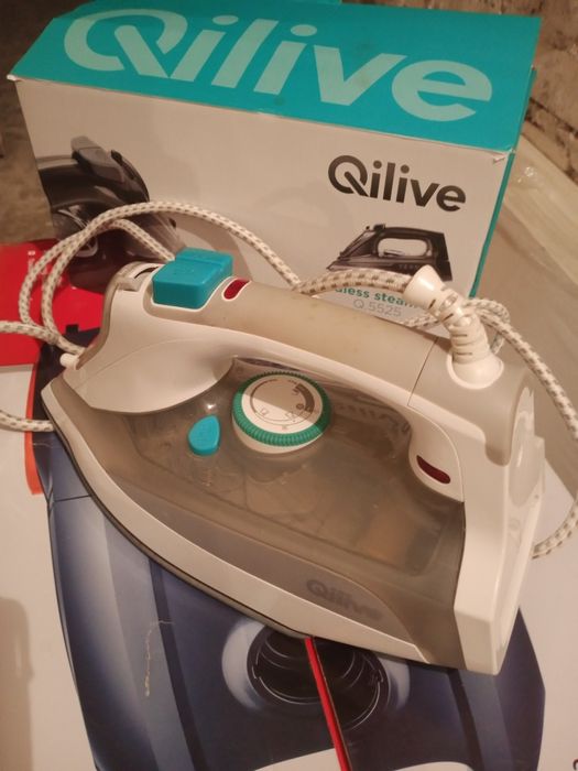 Sprawne duże żelazko.