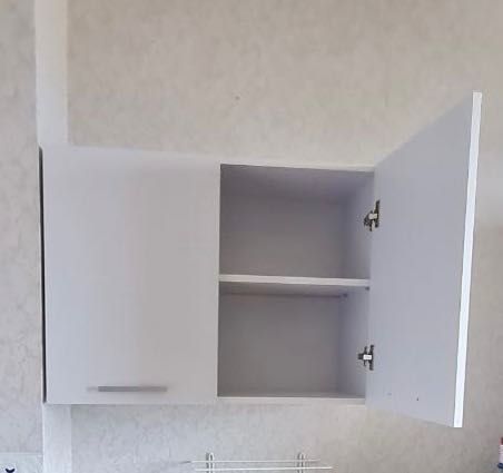 Навісна тумба на кухню