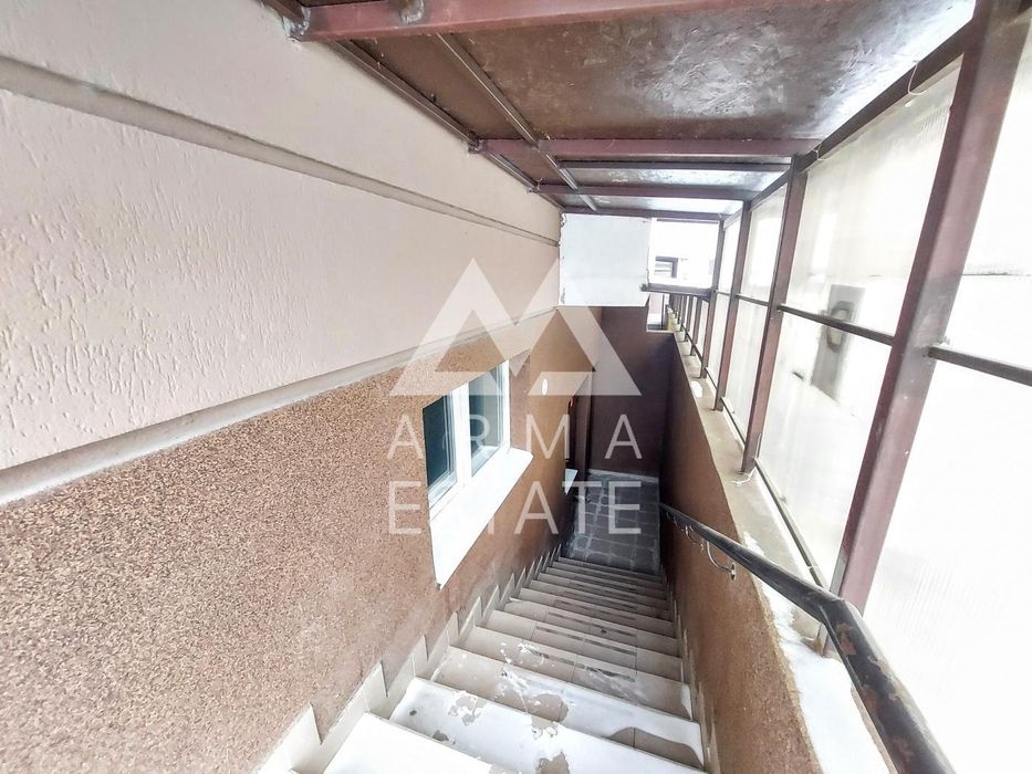 Продаж Торгова площа, ЖК Озерний Гай, Гатне