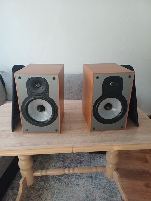 Kolumny Paradigm 3v4 monitory