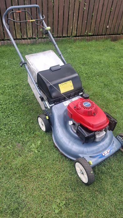 Kosiarka spalinowa Honda Izy