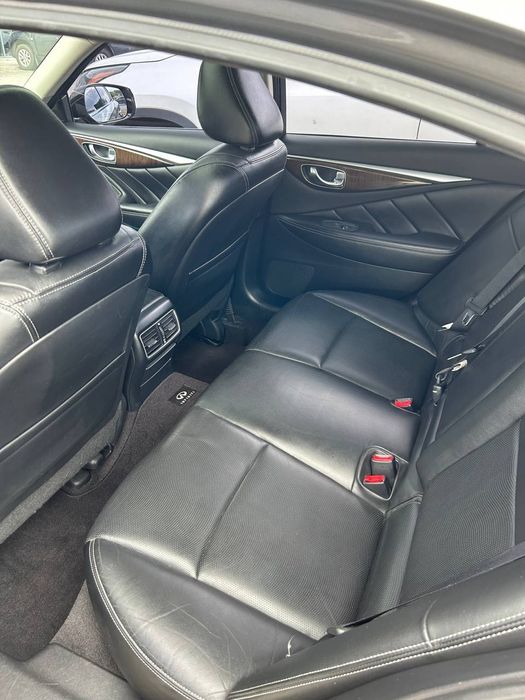 Продам инфинити Q50 2014г