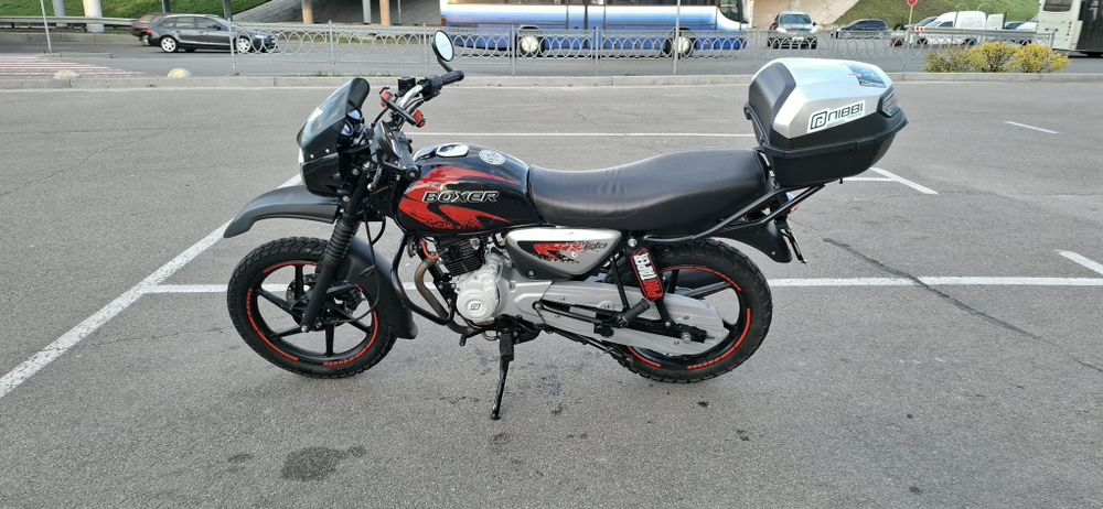 Bajaj Boxer 150 Disk тюнинг, кофр в подарок, отличное состояние