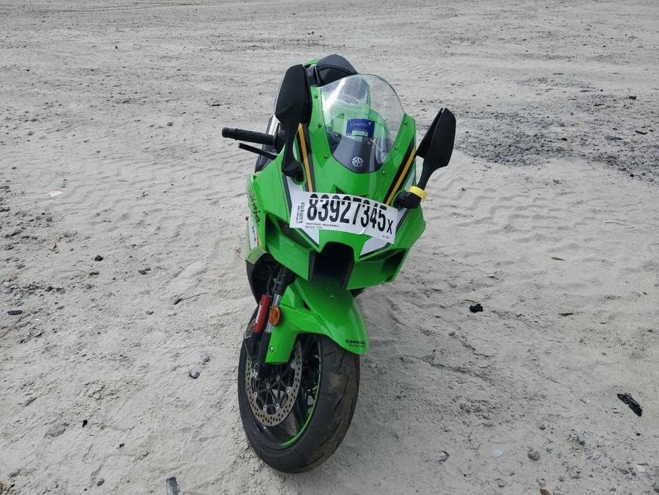 Kawasaki ZX1002 M 2025