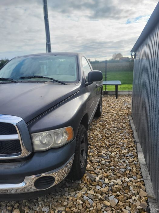 Dodge Ram 1500 regular cab
