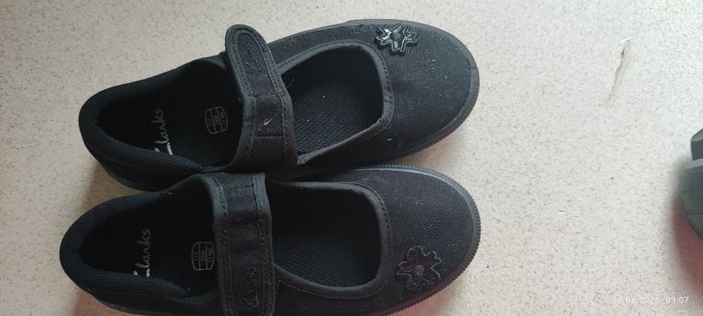 мокасини Clarks капці в садок стан нових