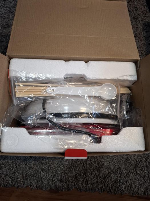 Maszyna do waty cukrowej Gourmetmaxx