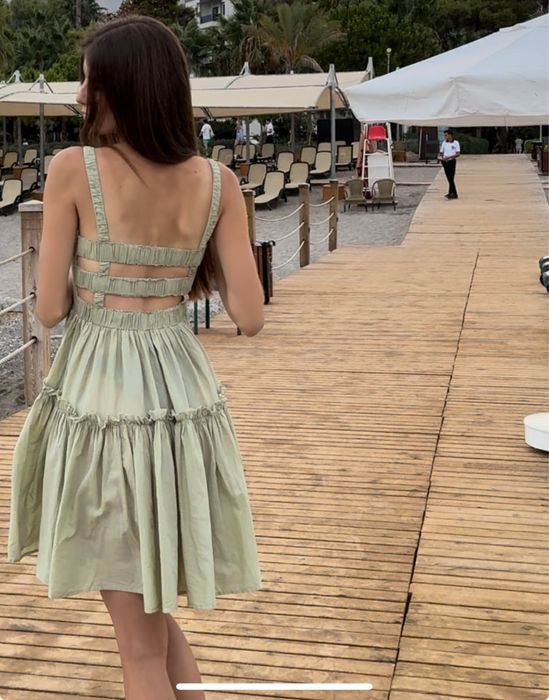 Сарафан жіночий зеленого кольору