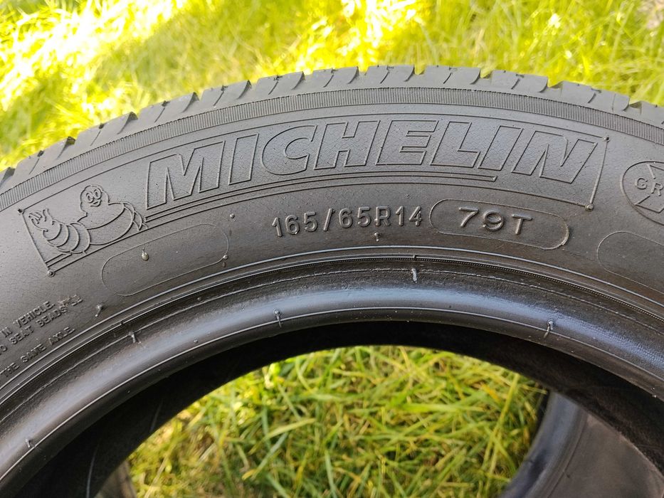 Pneus 165/65R14 Michelin 20€par