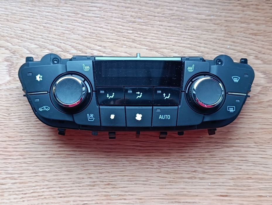 Panel nawiewu Insignia A