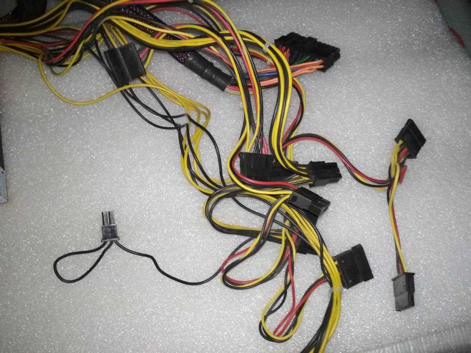 Компьютерные блоки питания 400.425.500W