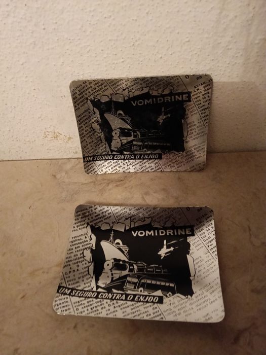 2 placas Vomidrine