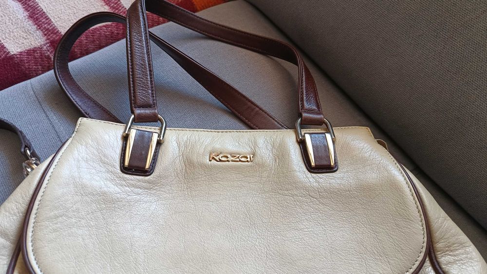 Torebka Kazar jasnobeżowo-brązowa