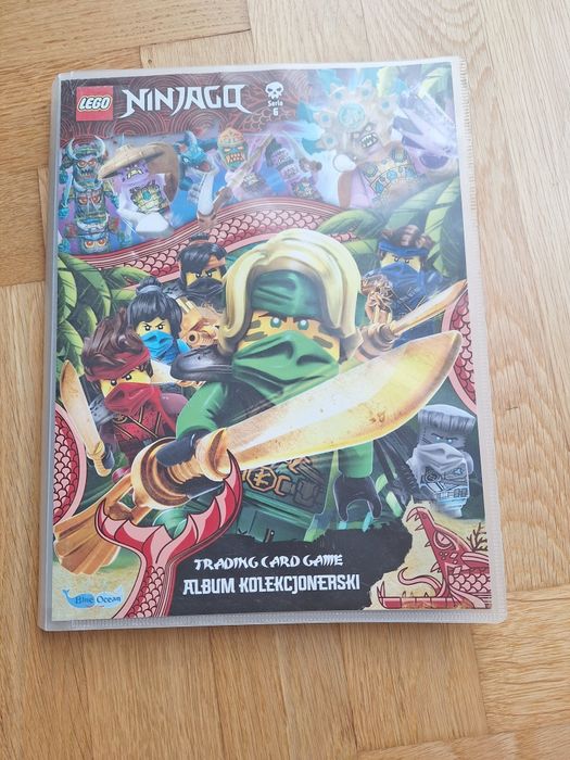 Album kolekcionerski z kartami lego ninjago