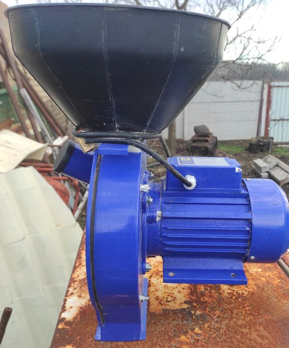 Продам  Млин 220v
