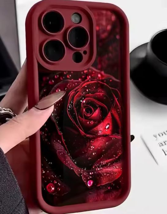 Чехлы на iPhone 13 Pro Max