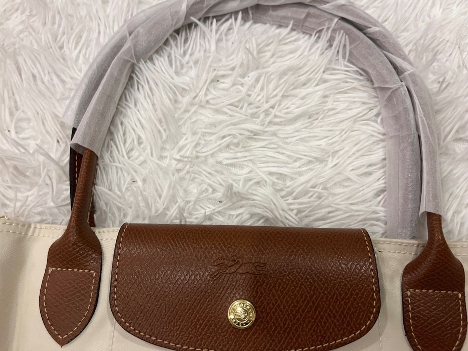 Longchamp Beje Modelo L
