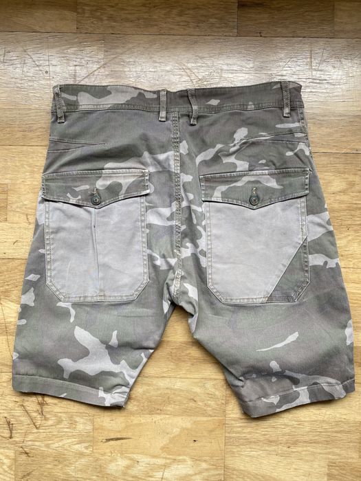 Calções Tropa da Bershka tam. 42