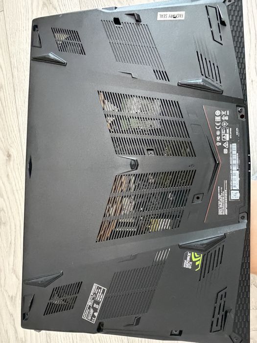 Laptop Gamingowy MSI GP63 Leopard 8RD
