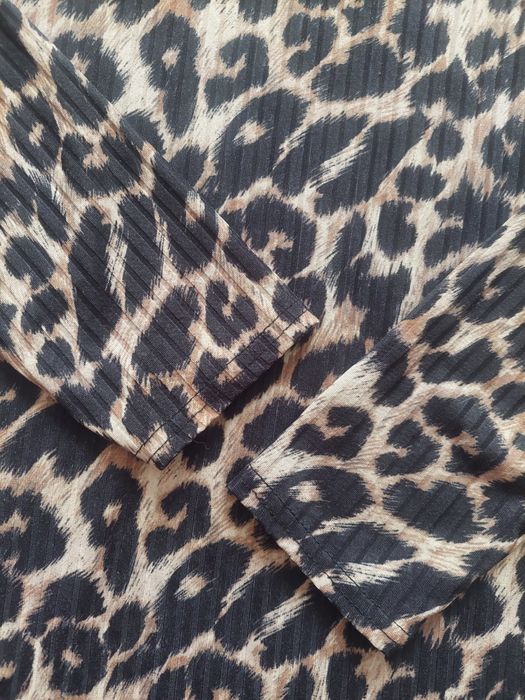 Сукня в тигровий принт