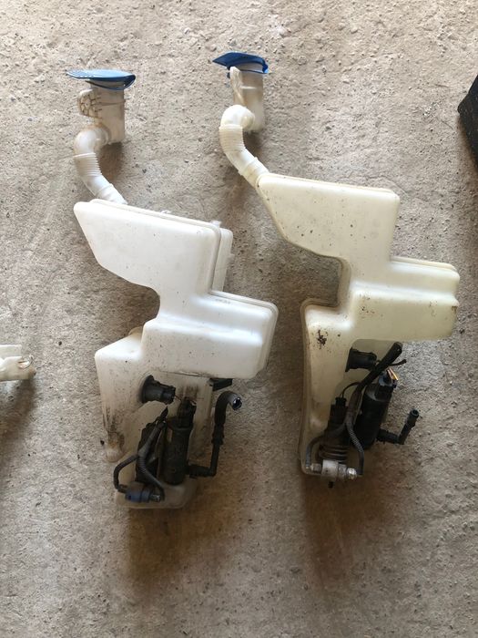 Бачок склоомивача омивайки пассат б6 седан універсал гольф 5 туран