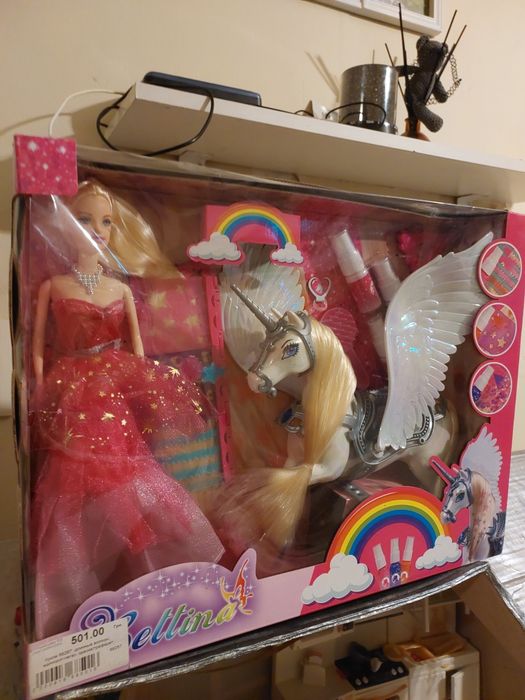 продам принцессу и пегаса + мэйк ап