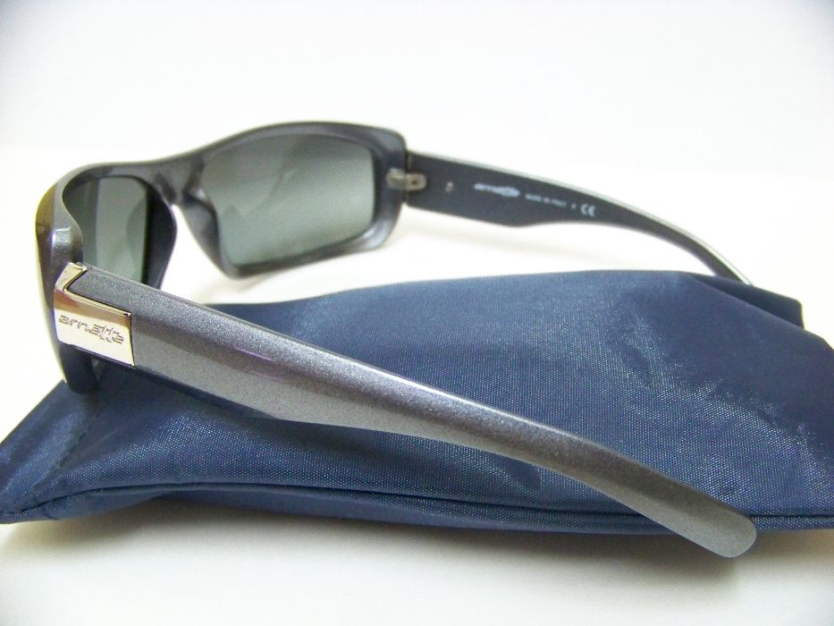 Óculos de Sol Arnette