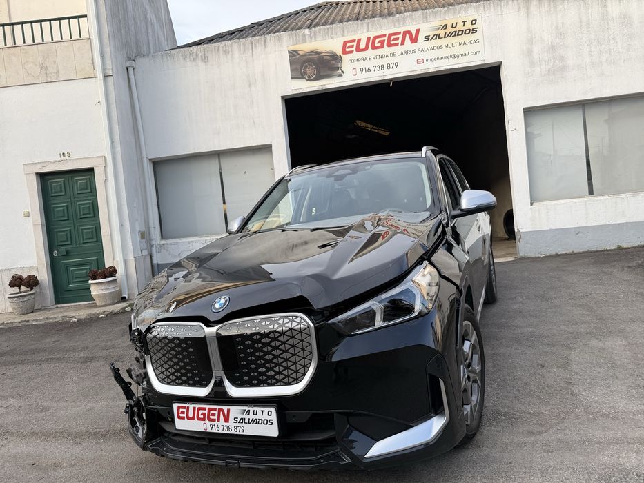 BMW   iX1 eDrive20 Electrico
