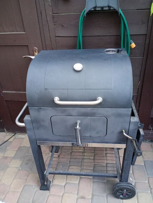 Sprzedam grill używany