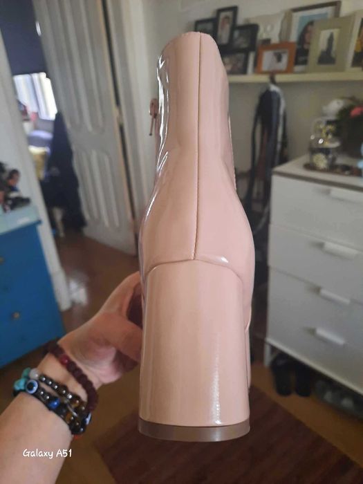 SUPER PREÇO. Botas Chelsea de salto chunckie Rosa nude .tam39