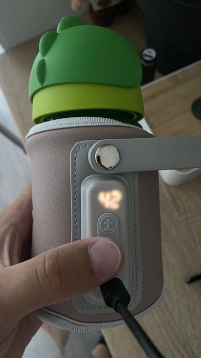 Підігрівач дитячих пляшечок Lionelo Care