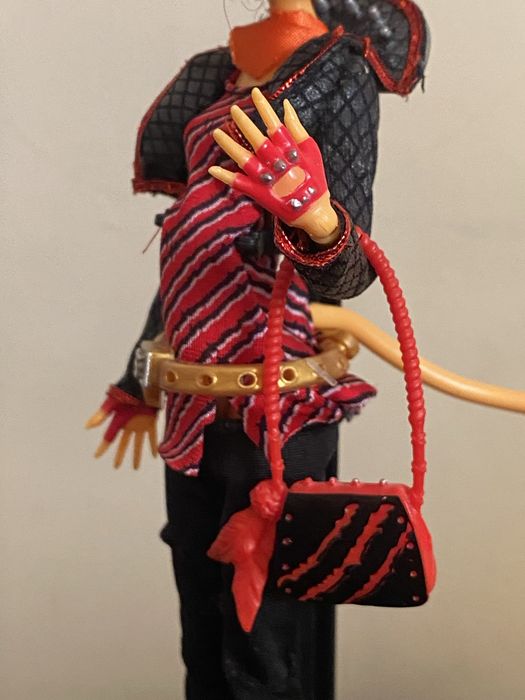 Lalka Monster High Toralei Stripe basic