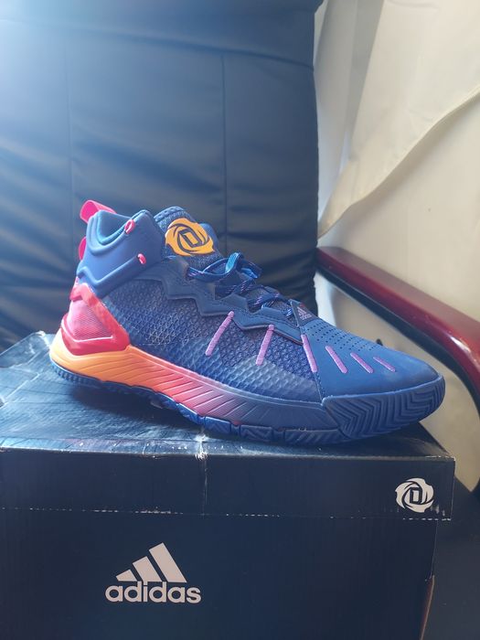 Ténis Adidas D. Rose Son of Chi