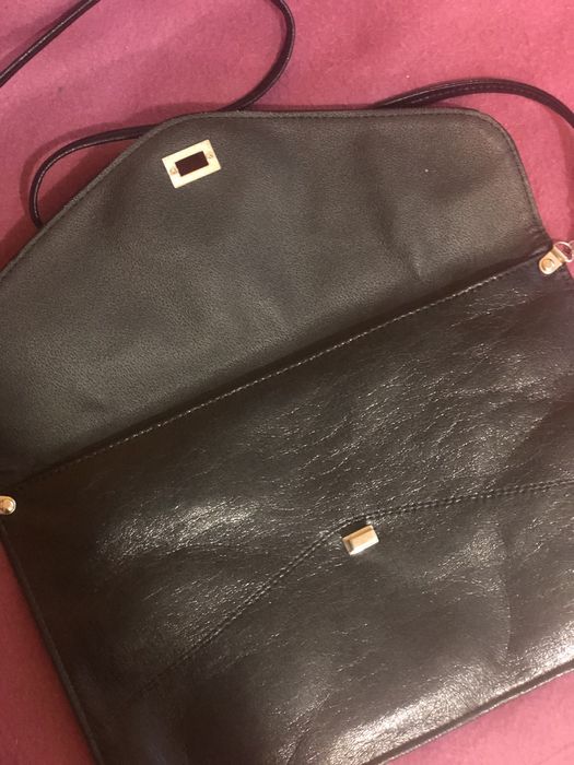 Czarna wizytowa torebka