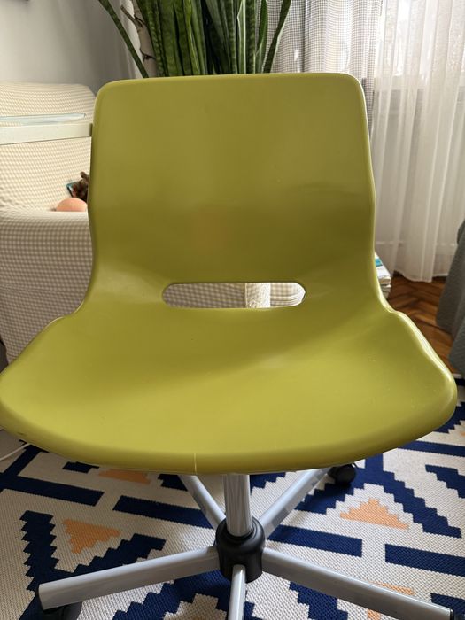 Krzeslo biurowe obrotowe ikea snille