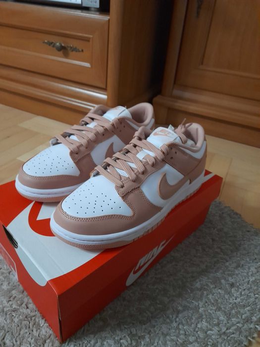 Nike 39- 8US W dunk low W rose whisper nowe og box białe różowe