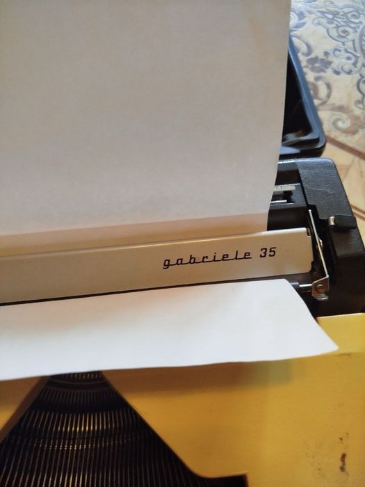 машинка Triumph-Adler Gabriele 35 с кейсом (для обслуживания)