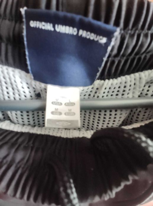 Spodenki / szorty 3/4 męskie, czarne,  UMBRO ,rozmiar M, używane