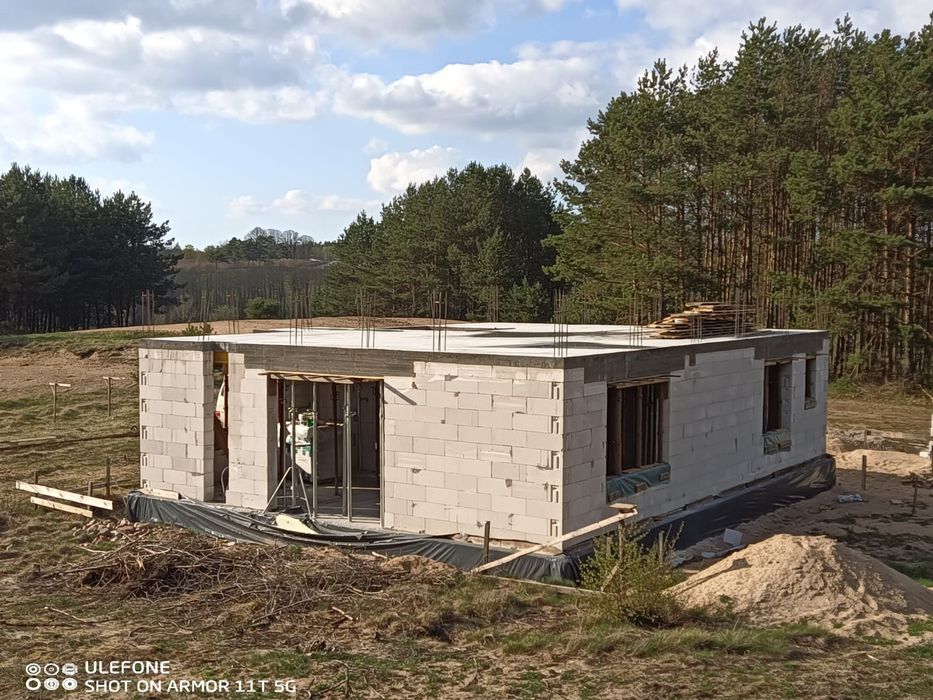 Budowa domu stan surowy otwarty