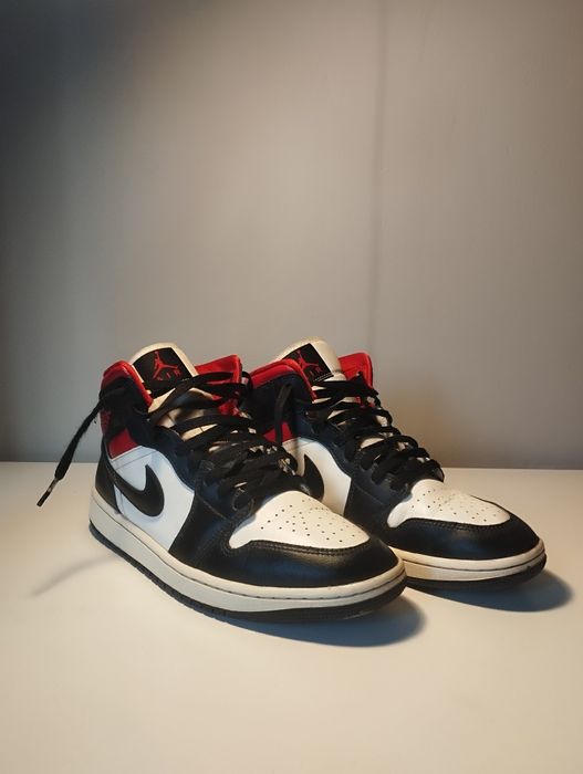 Jordan 1 MID Gym Red panda