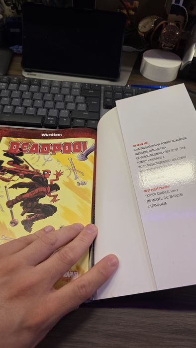 Sprzedam komiks „Deadpool: Najemnika śmierć nie tyka” z serii Marvel Fresh.