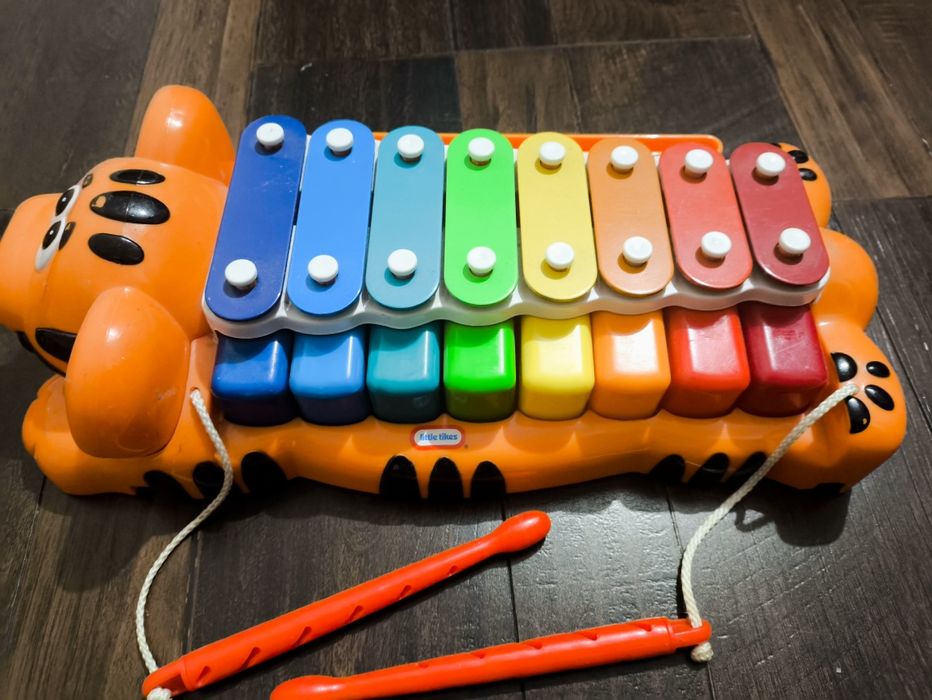 Игрушка музыкальная и развивающая LITTLE TIKES Тигренок ксилофон